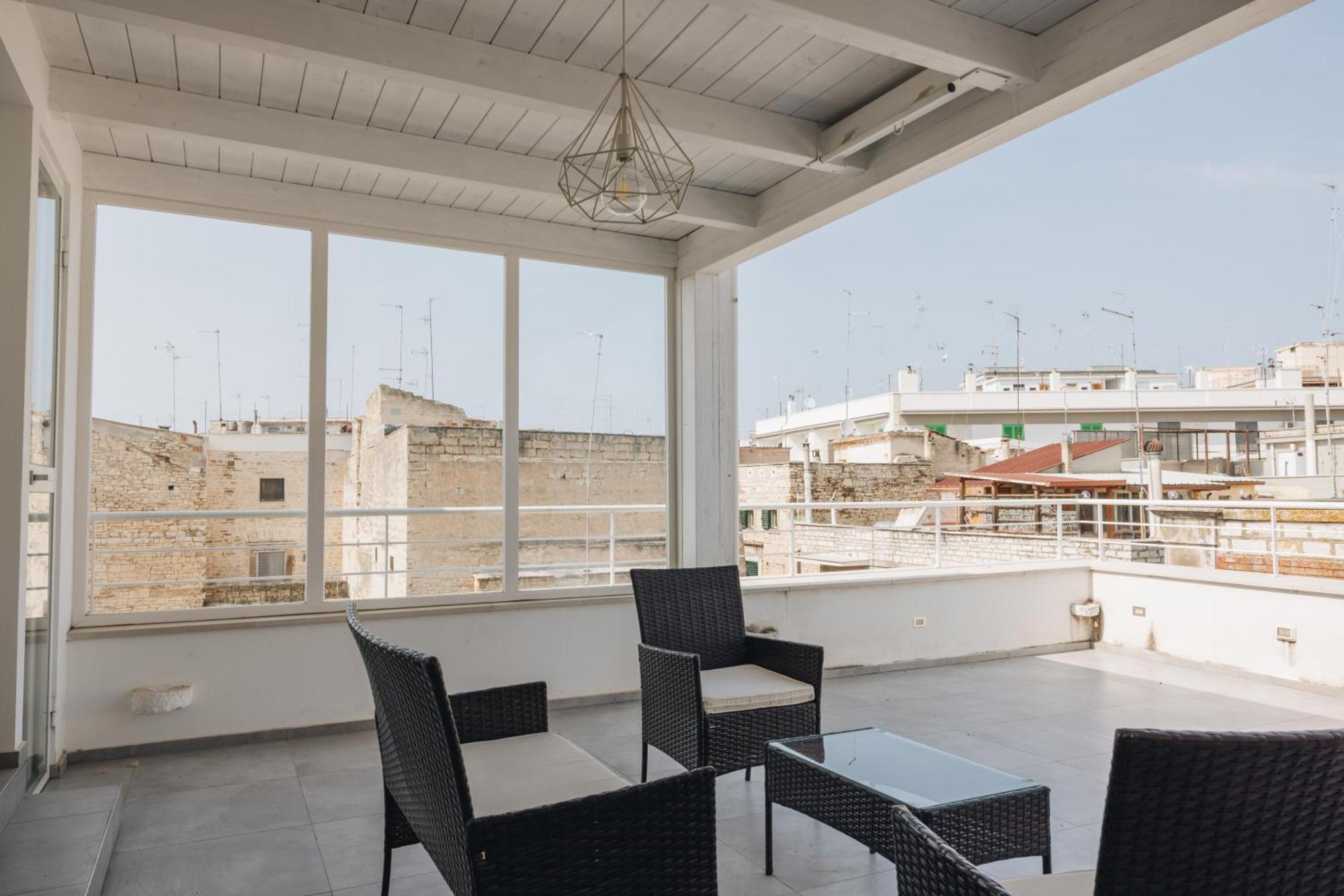 Santi Medici - Appartamento Centrale Con Terrazza Terlizzi Exterior foto